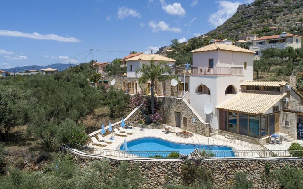 Markos 3 Apartment Stoupa